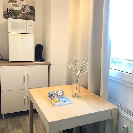 Chanael - Central, Balcon Apartamento